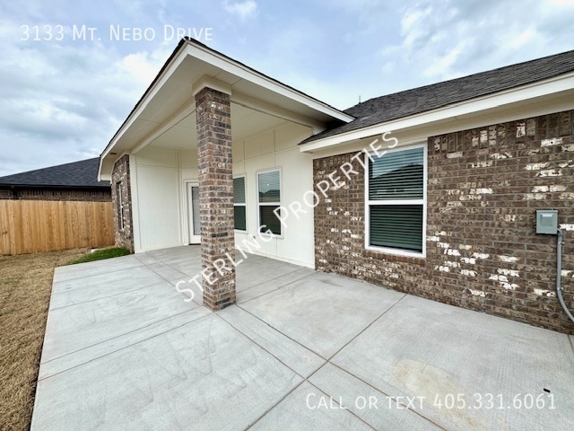 Building Photo - 3133 Mt Nebo Dr