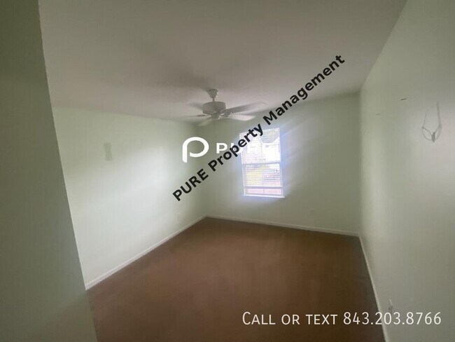 Building Photo - 112 Marinella Dr