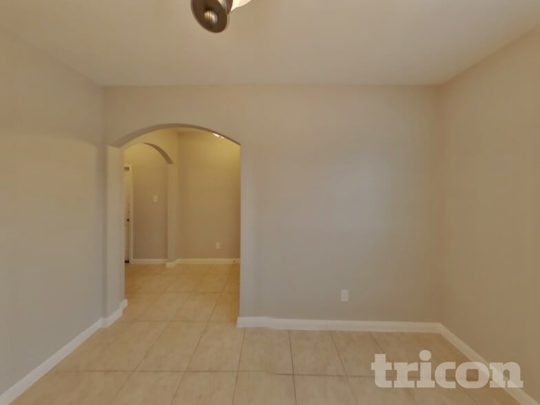 Building Photo - 211 Kennedy Dr