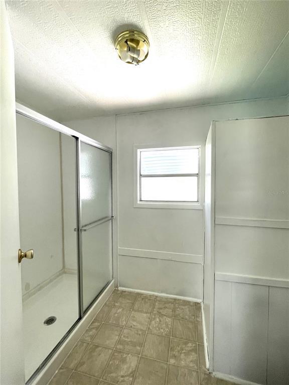 Building Photo - 1503 Peachtree Ln