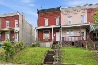 Building Photo - 616 Lillian St