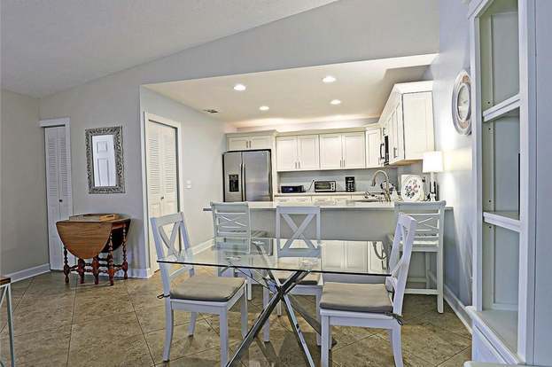Building Photo - 6310 Royal Woods Dr