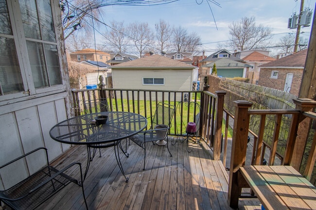 Building Photo - 7741 S Chappel Ave