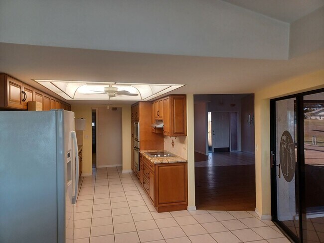 Building Photo - 11891 Prince Charles Ct