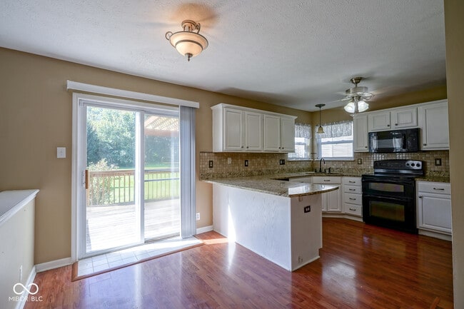 Building Photo - 5315 Rippling Brook Way