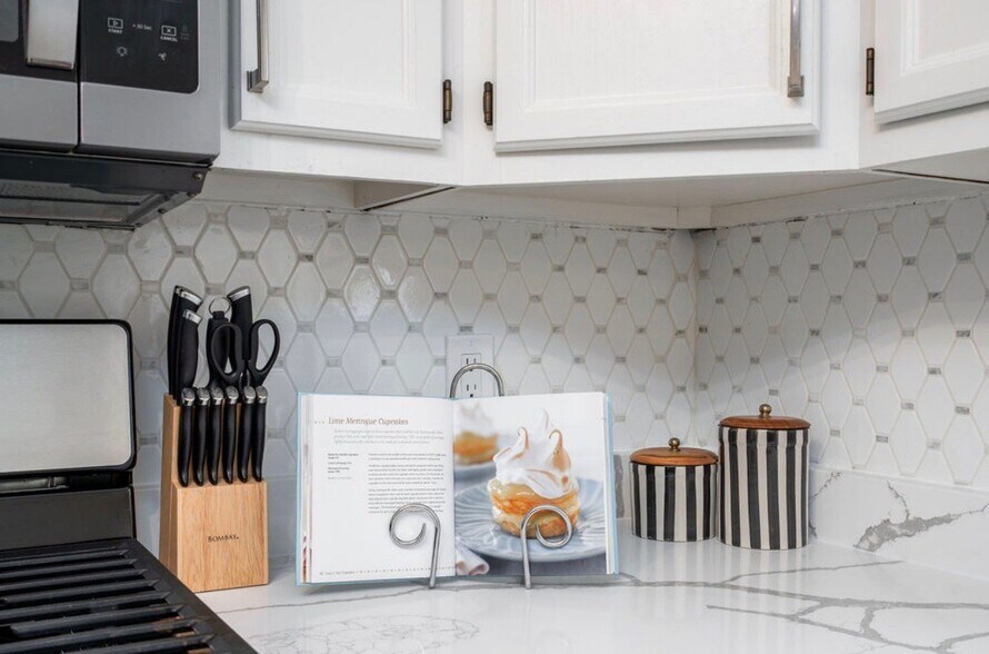 Building Photo - 16 Elks Trail