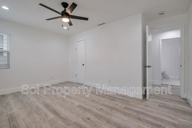 Building Photo - 822 Eaton St
