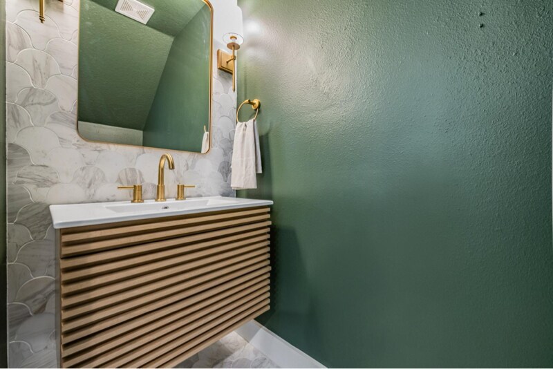 Building Photo - 8434 Sandy Beach St