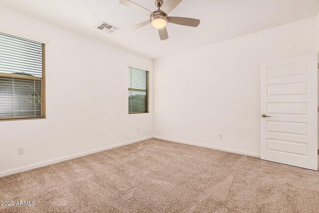 Building Photo - 399 Pelipa Dr