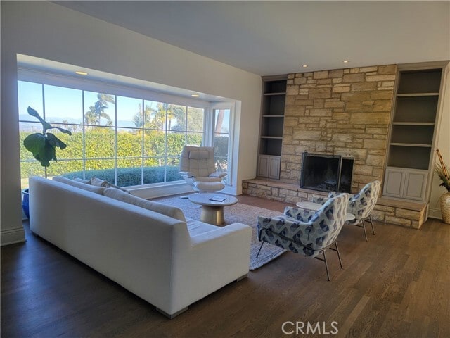 Building Photo - 1024 Granvia Altamira