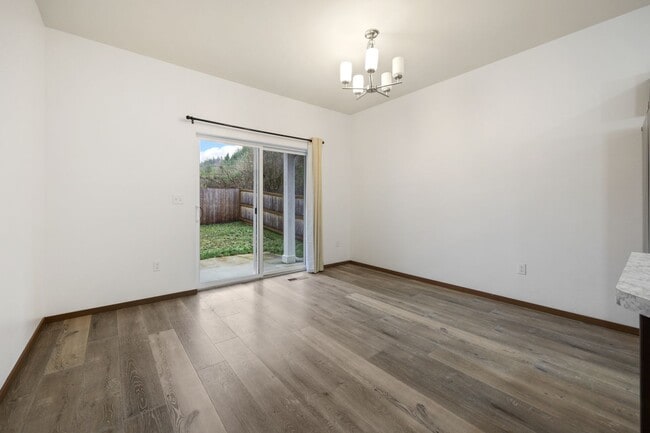 Building Photo - MOVE IN READY! 3 bed 2 bath Heat pump with A/C - Tenino School District