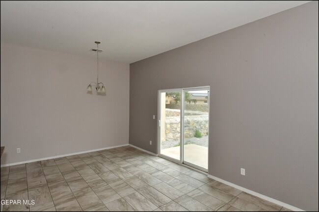 Building Photo - 808 HC Gilbert Minjares Dr