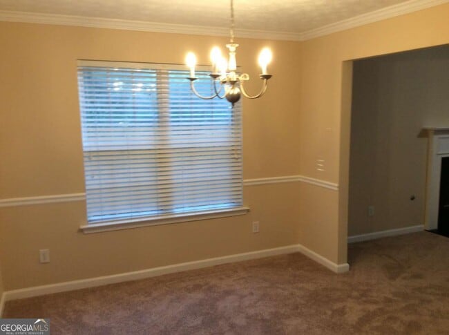 Building Photo - 4015 Yellow Pine Ct
