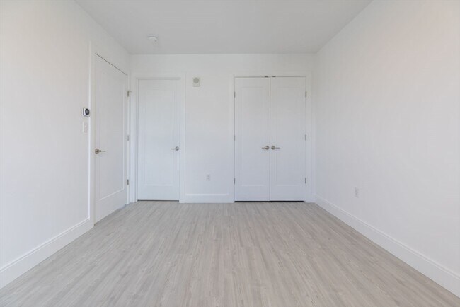 Building Photo - 42 N Beacon St