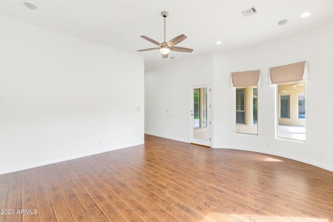 Building Photo - 11139 E Cannon Dr