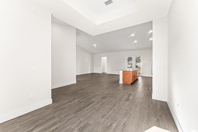 Building Photo - 15235 Tangelo Blvd