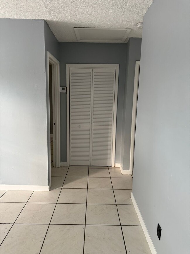 Building Photo - JEP9151176 LLC