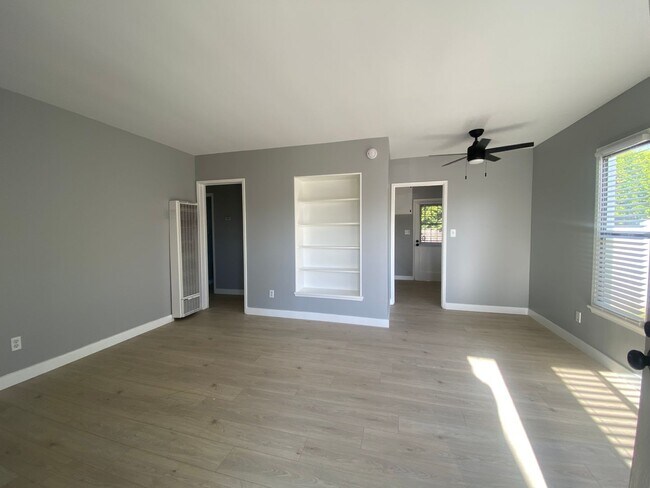 Building Photo - 2249 Granada Ave