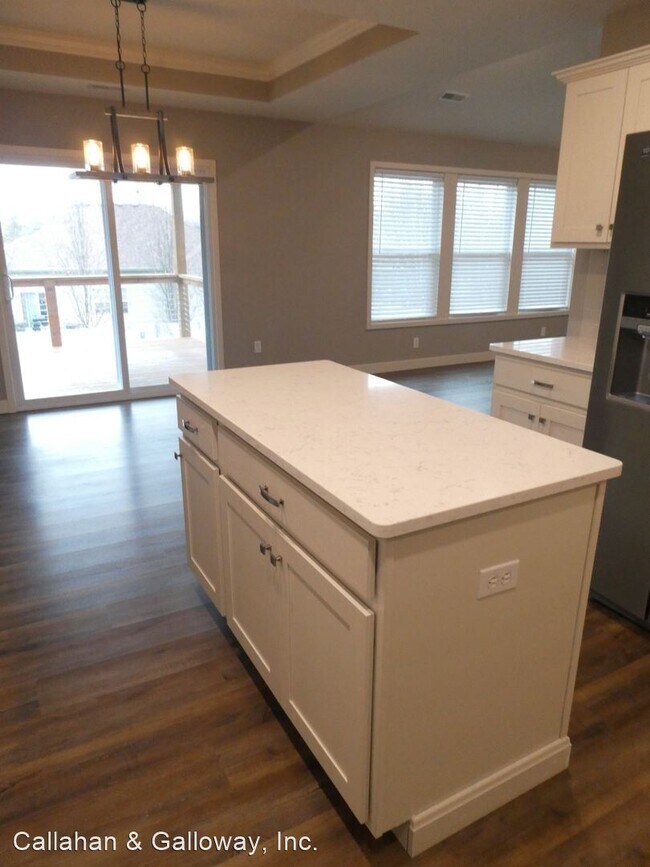 Building Photo - 3 br, 2 bath House - 305 Green Meadows circle