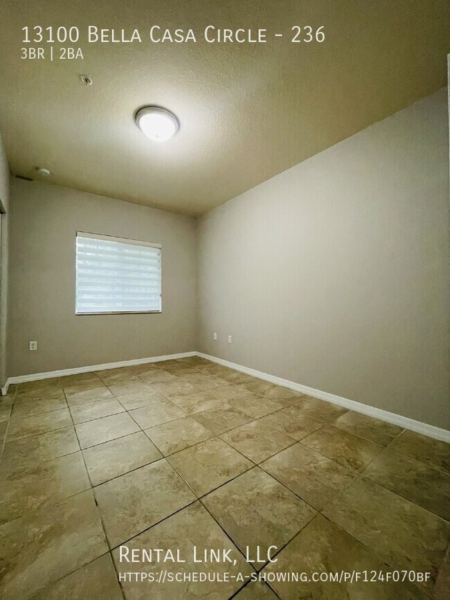 Building Photo - 13100 Bella Casa Cir