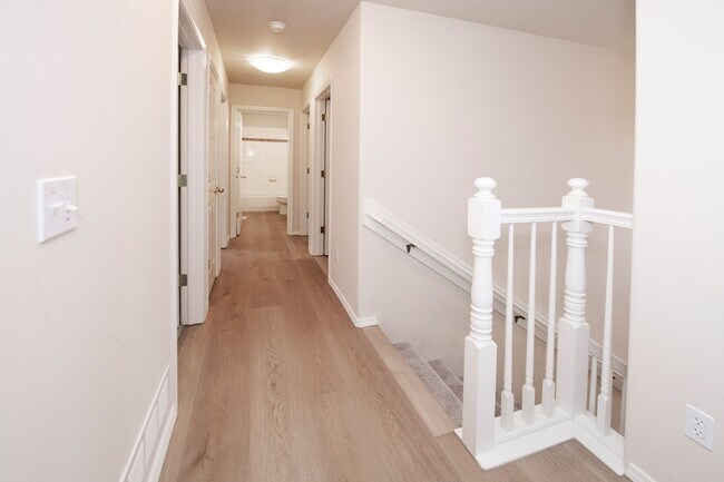 Building Photo - 5423 Cape Seville Dr