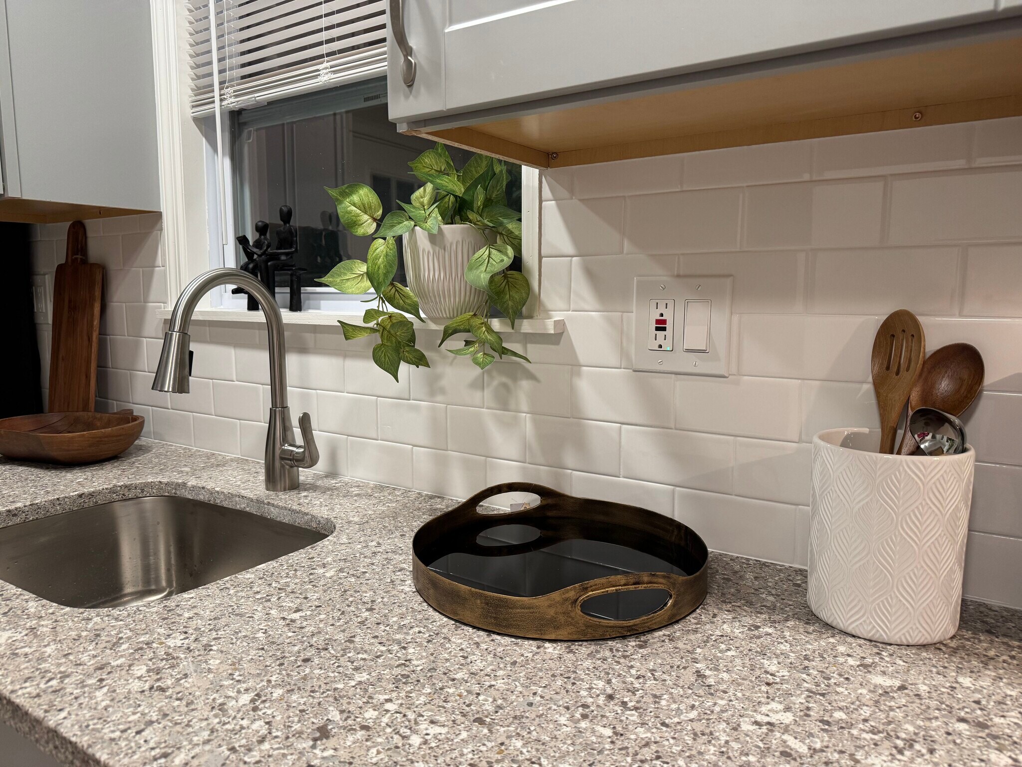 Kitchen 3 - 2 Walnut St