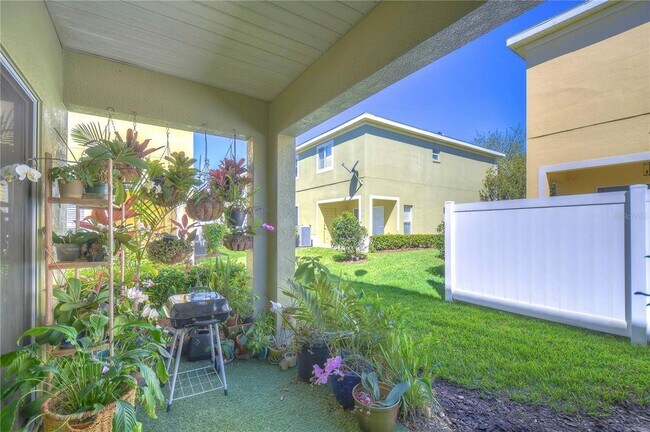 Building Photo - 8526 Brushleaf Way