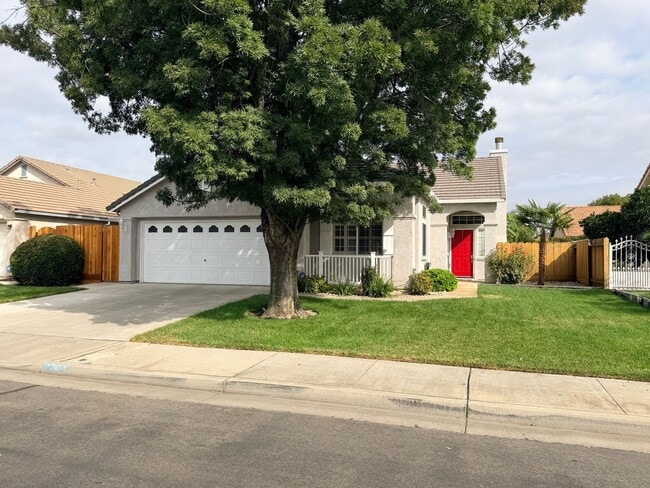 Primary Photo - 710 Foothill St