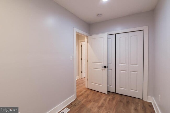 Building Photo - 5111 Willows Ave