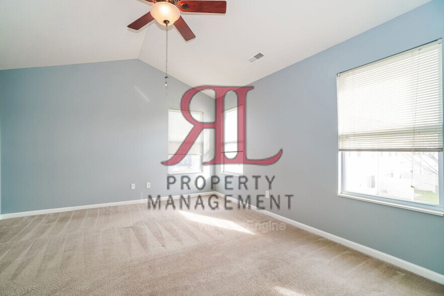 Building Photo - 435 Fuller's Cir