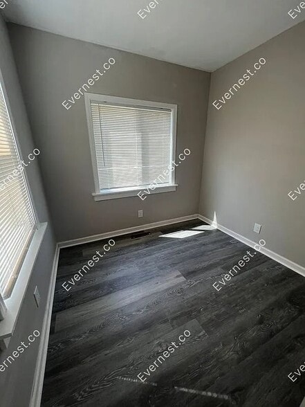 Building Photo - 3549 Hazelhurst Ave