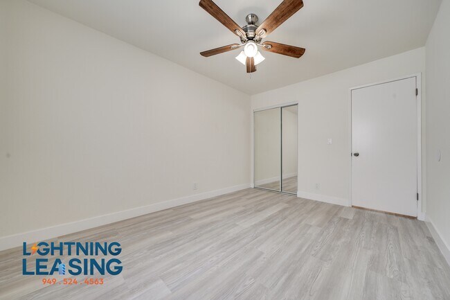Building Photo - 6736 Independence Ave