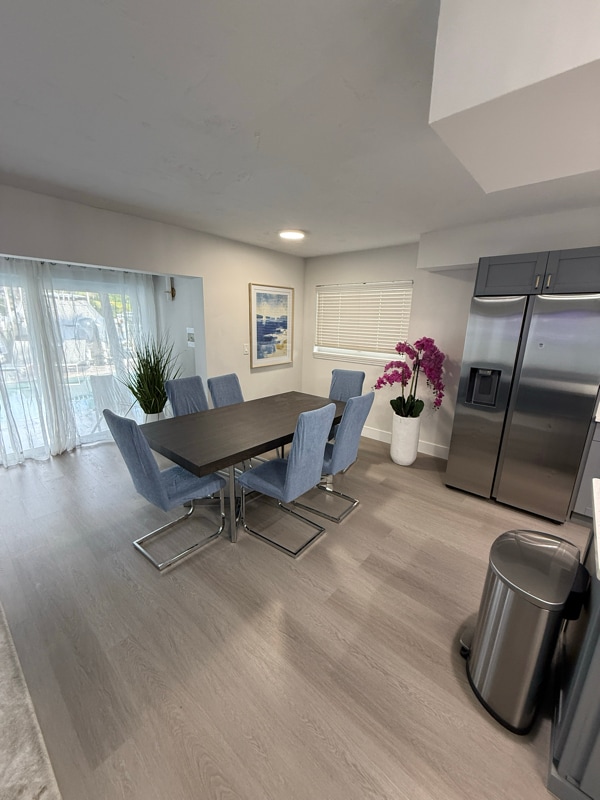 Building Photo - 405 Hendricks Isle