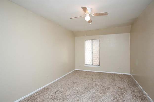 Building Photo - 13168 Trail Hollow Dr