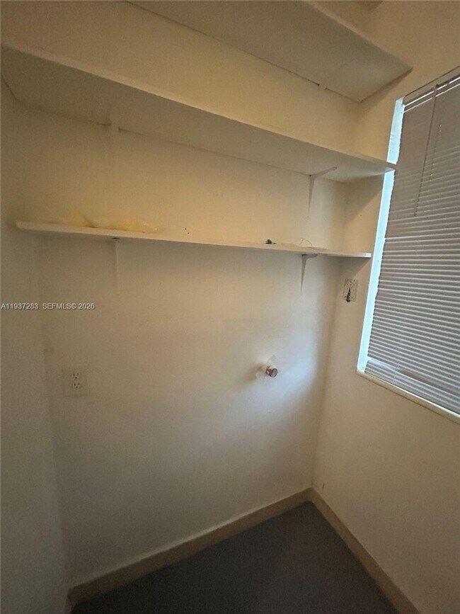 Building Photo - 1220 NE 110th Terrace