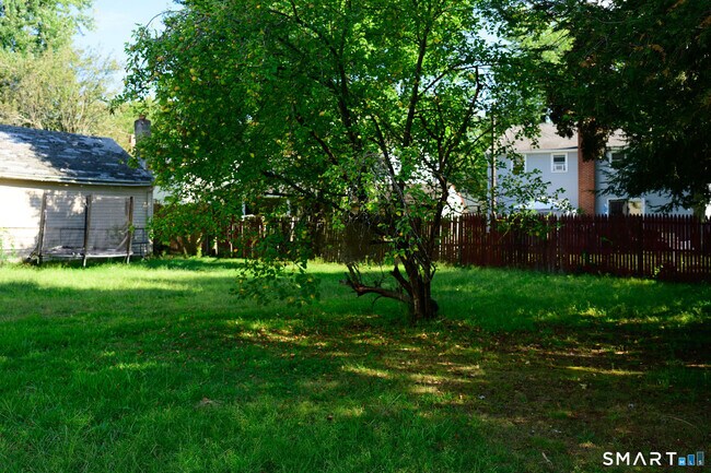 Building Photo - 5-7 Leichtner Dr