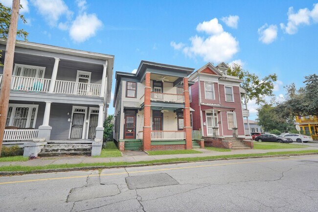 Building Photo - 2234 Whitaker St