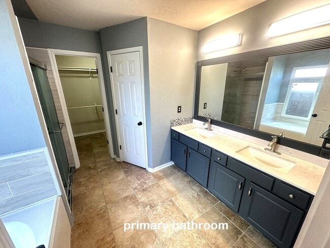 Building Photo - 3118 Flatwood Ct