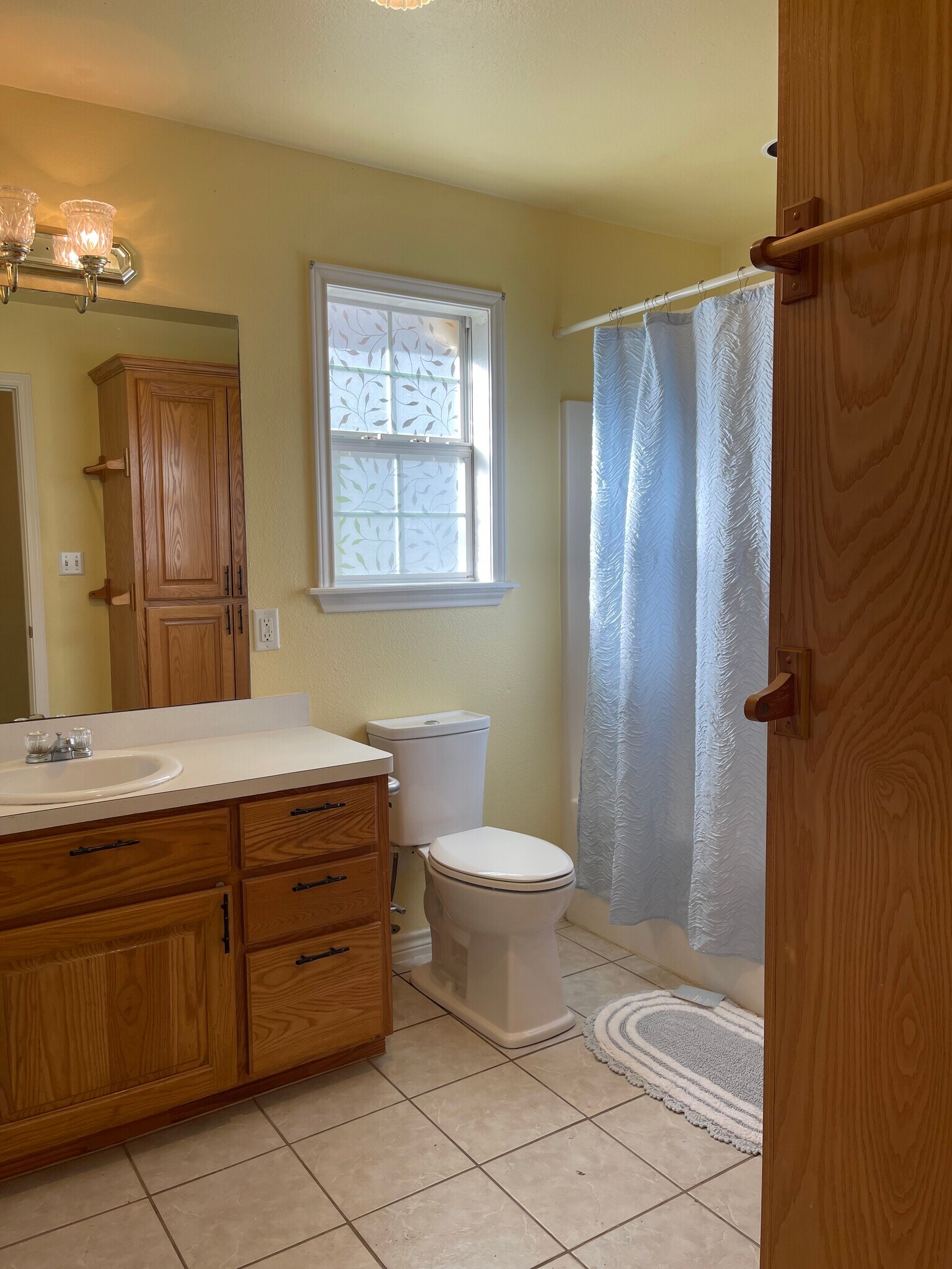 Building Photo - 594 FM 21