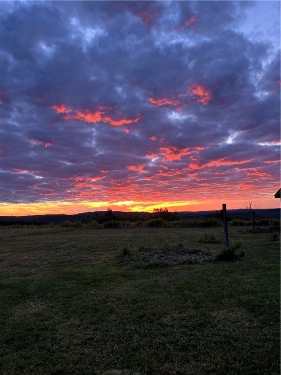 Building Photo - 4199 W Hill Rd