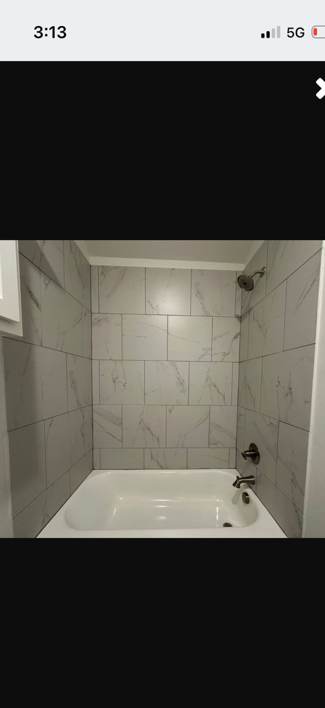 Building Photo - 11516 N University Ave