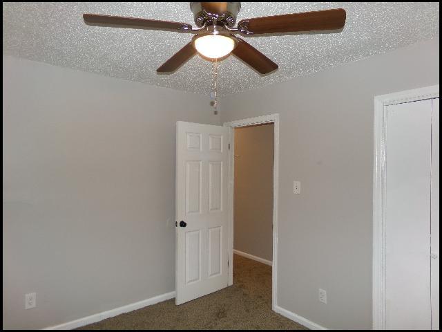 Building Photo - 2818 Stephanie Dr