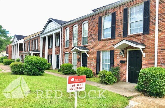 Building Photo - Canterbury Townhouses- Columbus, MS