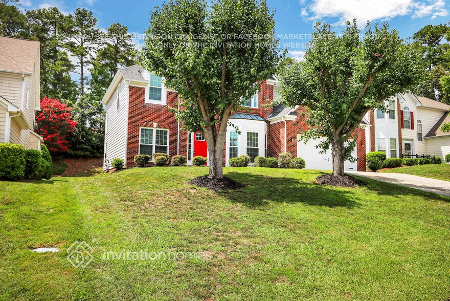 Primary Photo - 9823 Dauphine Dr