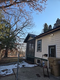 Building Photo - 3238 Ridgeway Ave