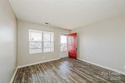 Building Photo - 233 Hoskins Mill Ln