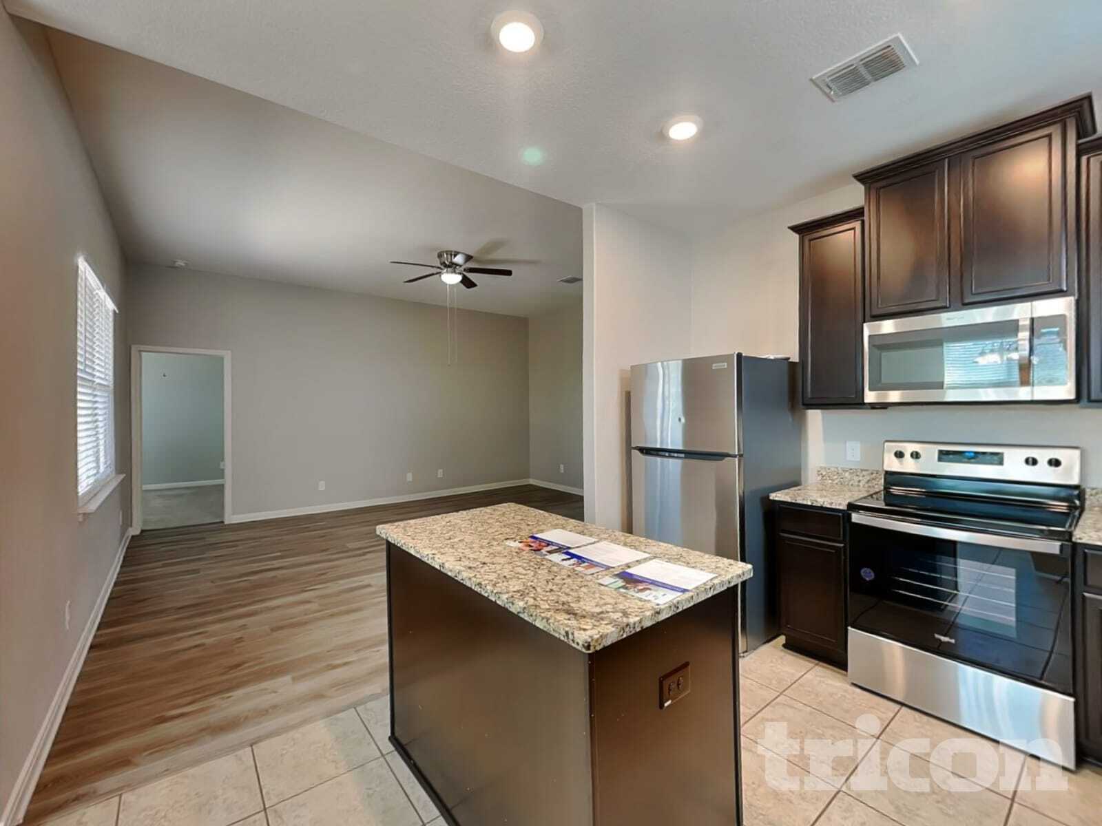 Building Photo - 6357 Hibiscus