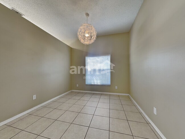 Building Photo - 13401 Sunvale Place