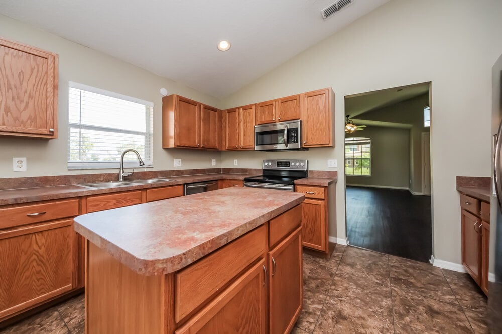 Building Photo - 2706 Eagle Canyon Dr S