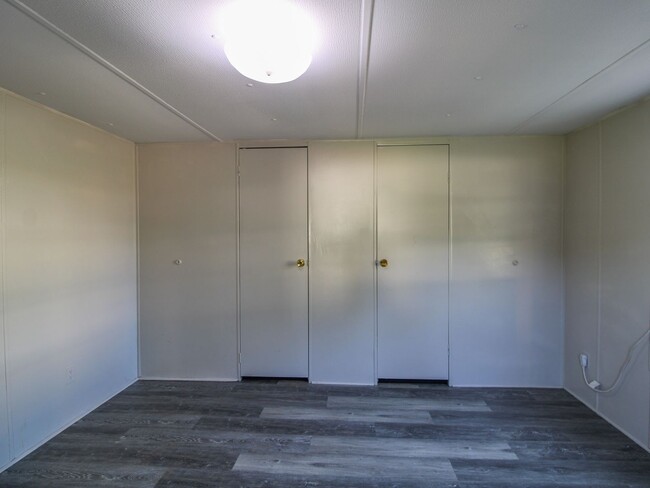 Building Photo - New Rental at River Road Estates!